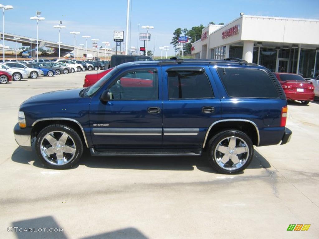 2002 Tahoe  - Indigo Blue Metallic / Tan/Neutral photo #2