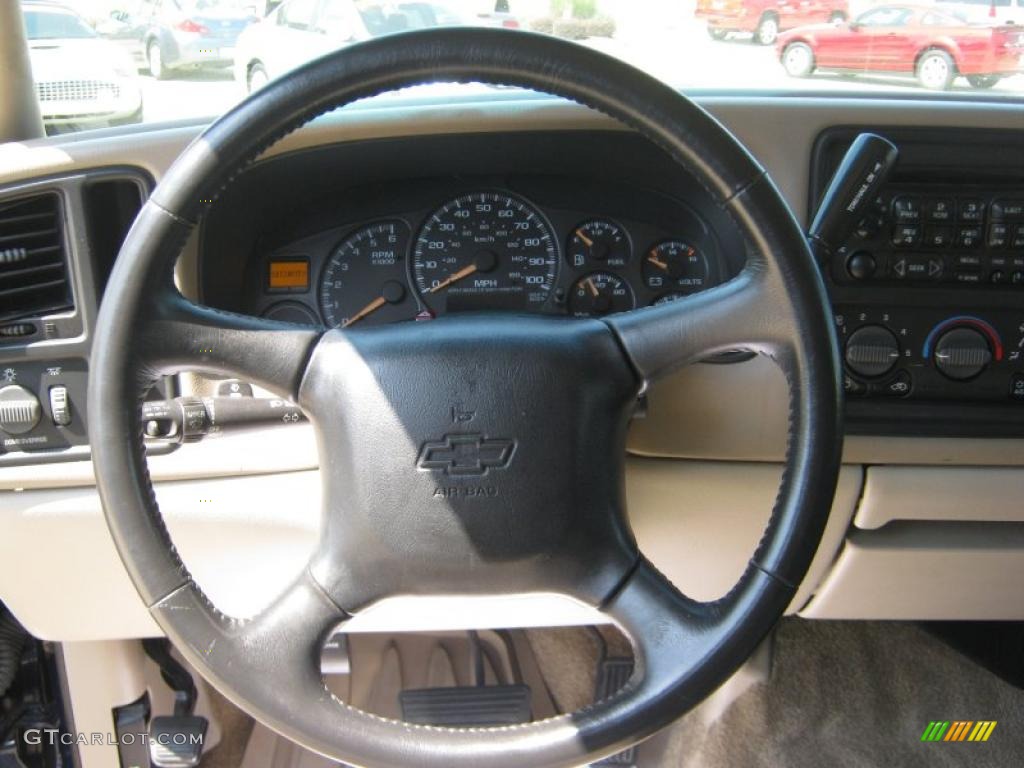 2002 Tahoe  - Indigo Blue Metallic / Tan/Neutral photo #10