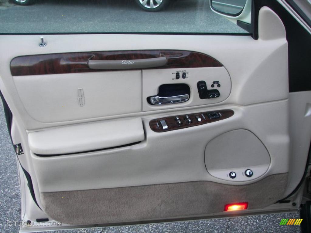 2000 Town Car Cartier - Ivory Parchment Pearl Tri Coat / Light Parchment photo #11