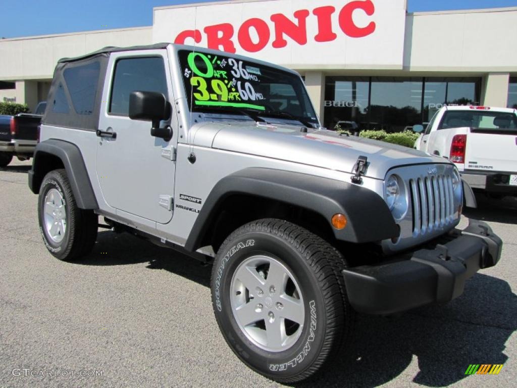 2010 Wrangler Sport 4x4 - Bright Silver Metallic / Dark Slate Gray/Medium Slate Gray photo #1
