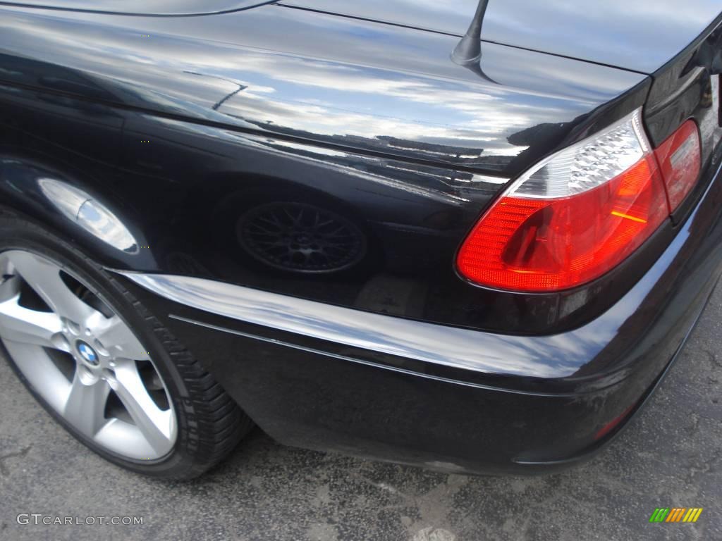 2006 3 Series 325i Convertible - Jet Black / Sand photo #11