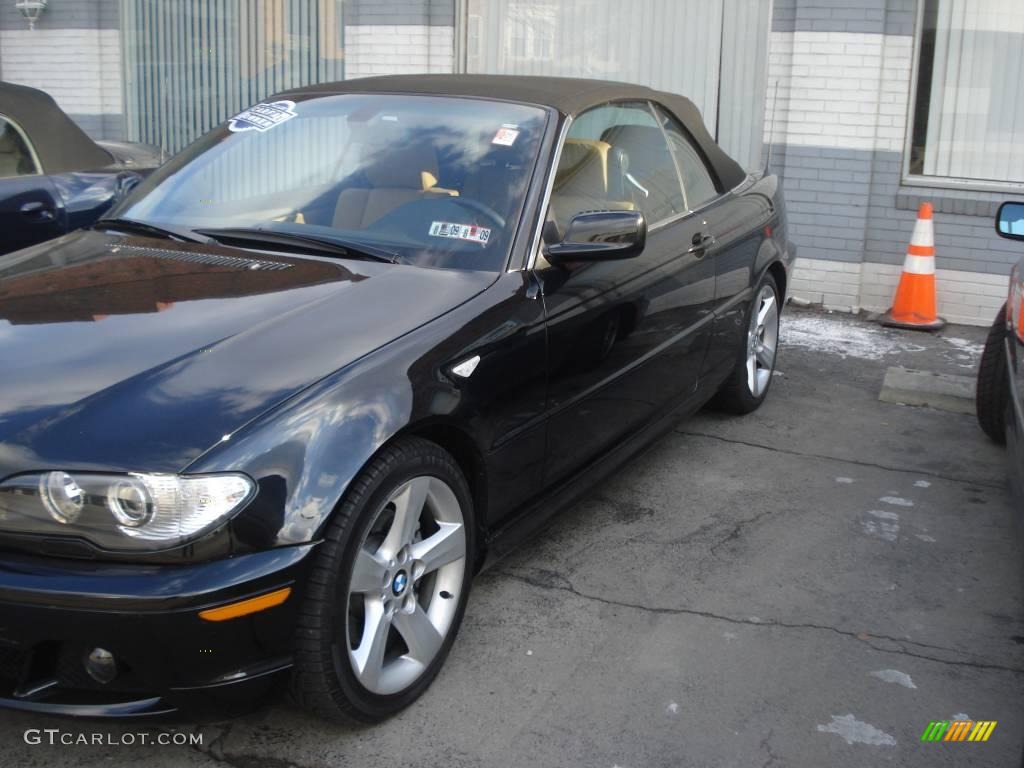 2006 3 Series 325i Convertible - Jet Black / Sand photo #13