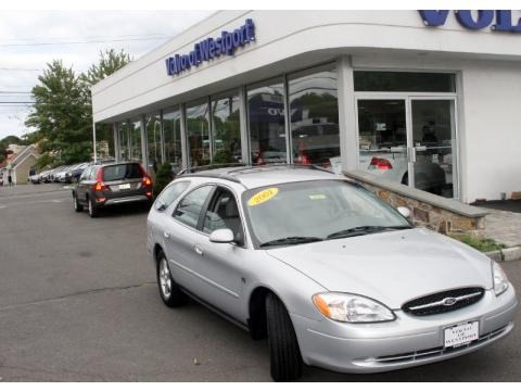 2001 Ford Taurus SES Wagon