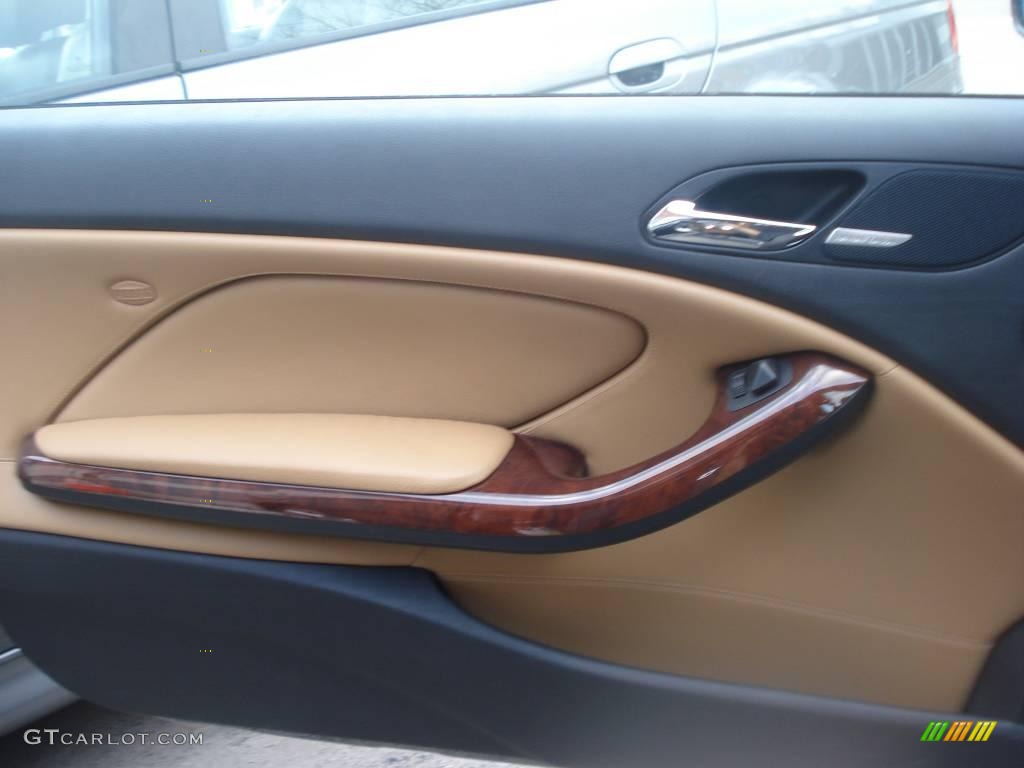 2006 3 Series 325i Convertible - Jet Black / Sand photo #27