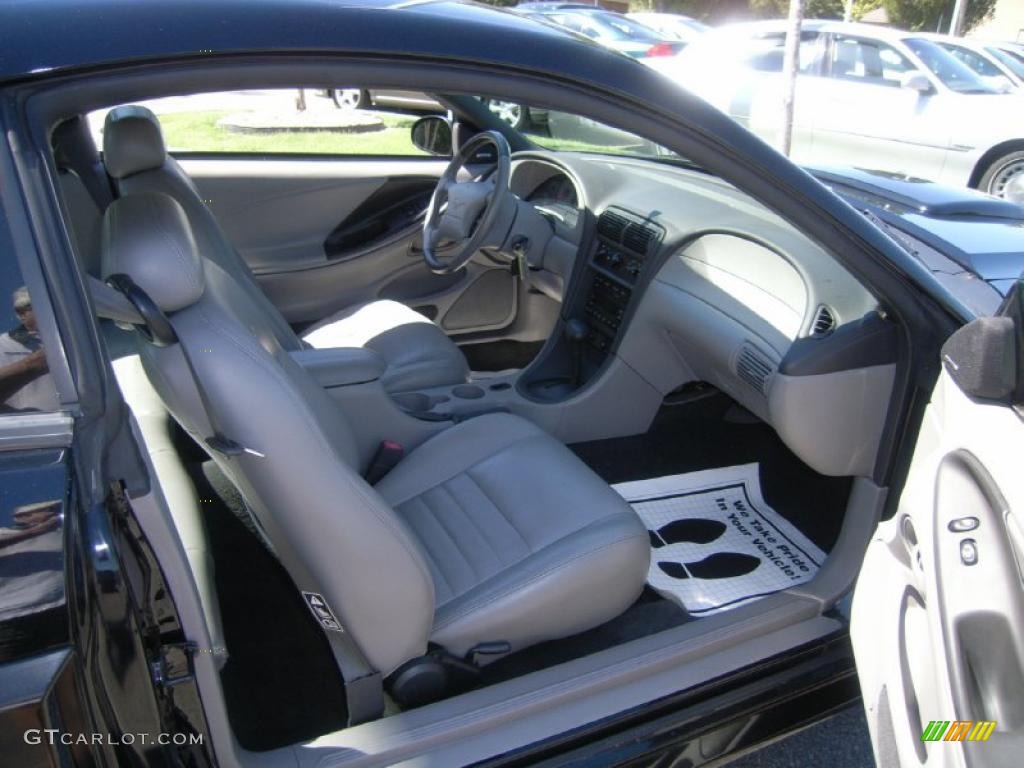 2002 Mustang GT Coupe - Black / Medium Parchment photo #11