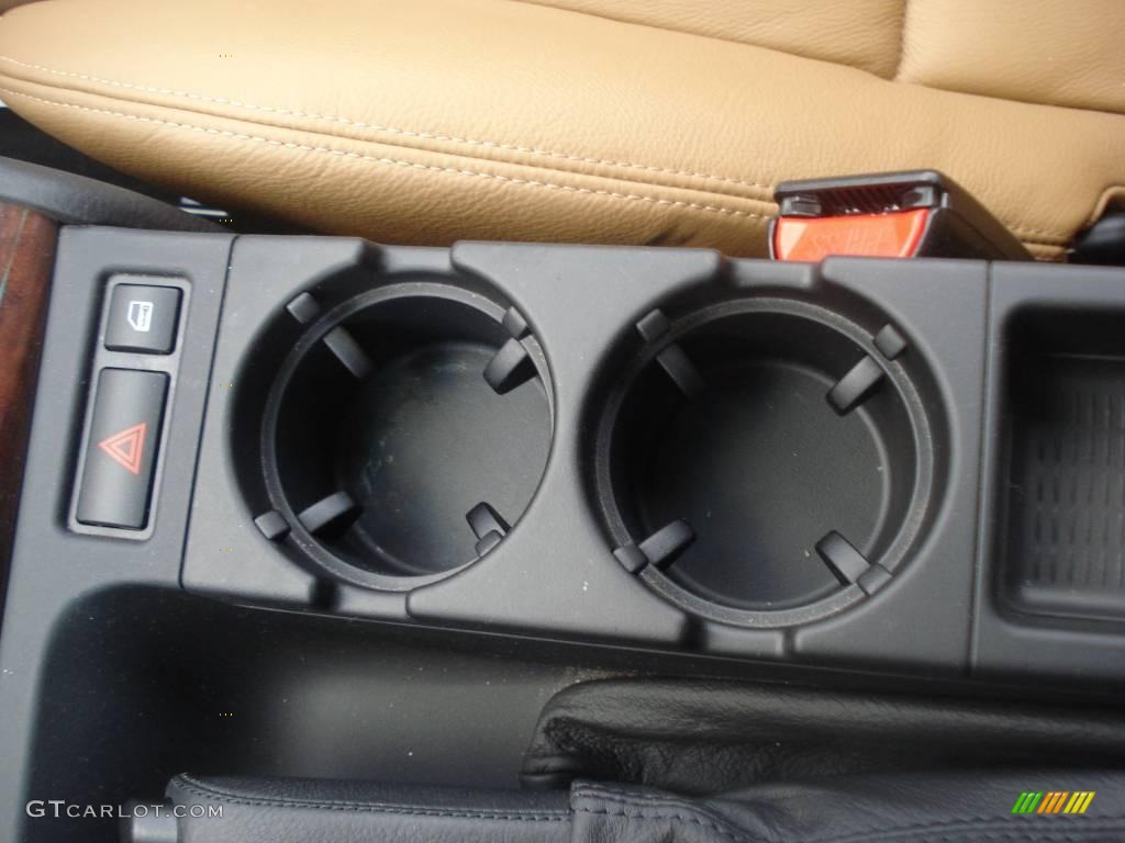 2006 3 Series 325i Convertible - Jet Black / Sand photo #44