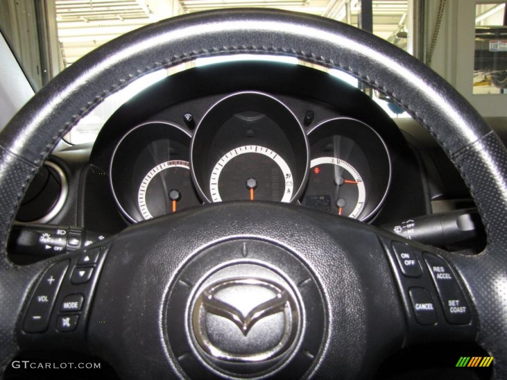 2004 MAZDA3 s Sedan - Solar Yellow Mica / Black photo #21