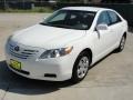 Super White - Camry LE Photo No. 7
