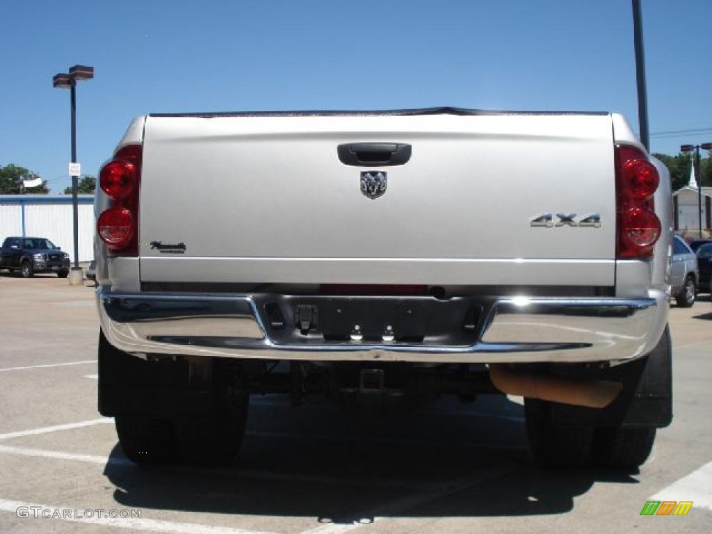2007 Ram 3500 SLT Quad Cab 4x4 Dually - Bright Silver Metallic / Medium Slate Gray photo #4