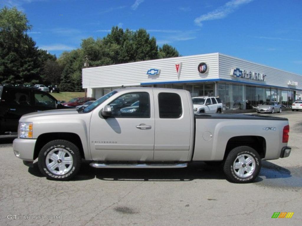 2008 Silverado 1500 LTZ Extended Cab 4x4 - Silver Birch Metallic / Ebony photo #2