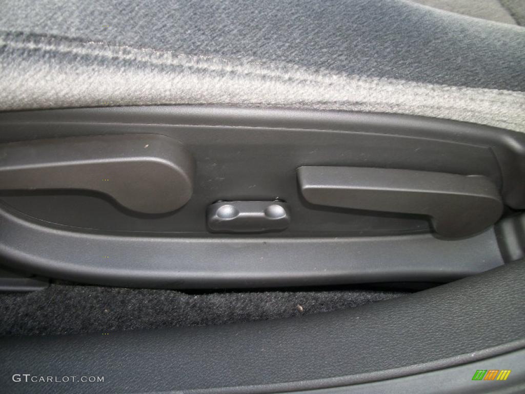 2011 Impala LS - Gold Mist Metallic / Ebony photo #23
