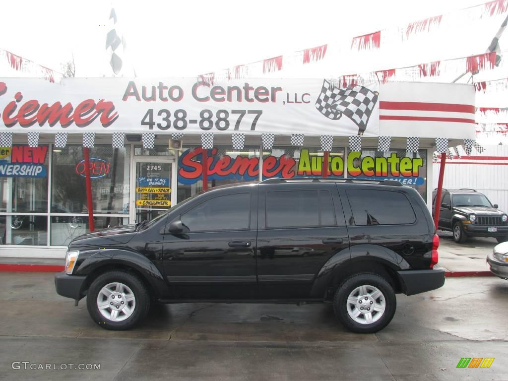 2005 Durango SXT 4x4 - Black / Medium Slate Gray photo #1