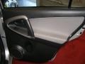 Classic Silver Metallic - RAV4 4WD Photo No. 23