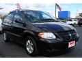 2004 Brilliant Black Dodge Caravan SXT  photo #17