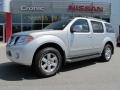 2010 Silver Lightning Metallic Nissan Pathfinder SE  photo #1