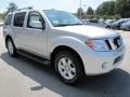 2010 Silver Lightning Metallic Nissan Pathfinder SE  photo #7