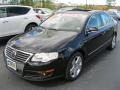 2007 Deep Black Volkswagen Passat 2.0T Wolfsburg Edition Sedan  photo #17