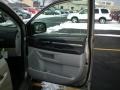 2009 Light Sandstone Metallic Dodge Grand Caravan SXT  photo #25