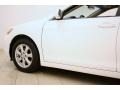 Super White - Camry LE Photo No. 26