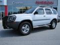 2002 Cloud White Nissan Xterra XE V6  photo #1