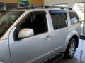 2007 Silver Lightning Nissan Pathfinder SE 4x4  photo #8