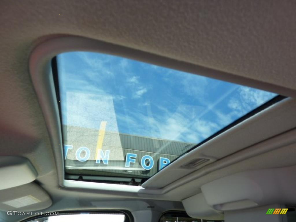 2005 Explorer Limited 4x4 - Pueblo Gold Metallic / Graphite photo #13