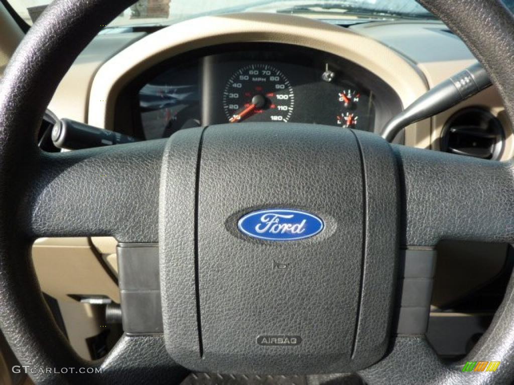 2005 F150 XL Regular Cab 4x4 - Arizona Beige Metallic / Tan photo #19