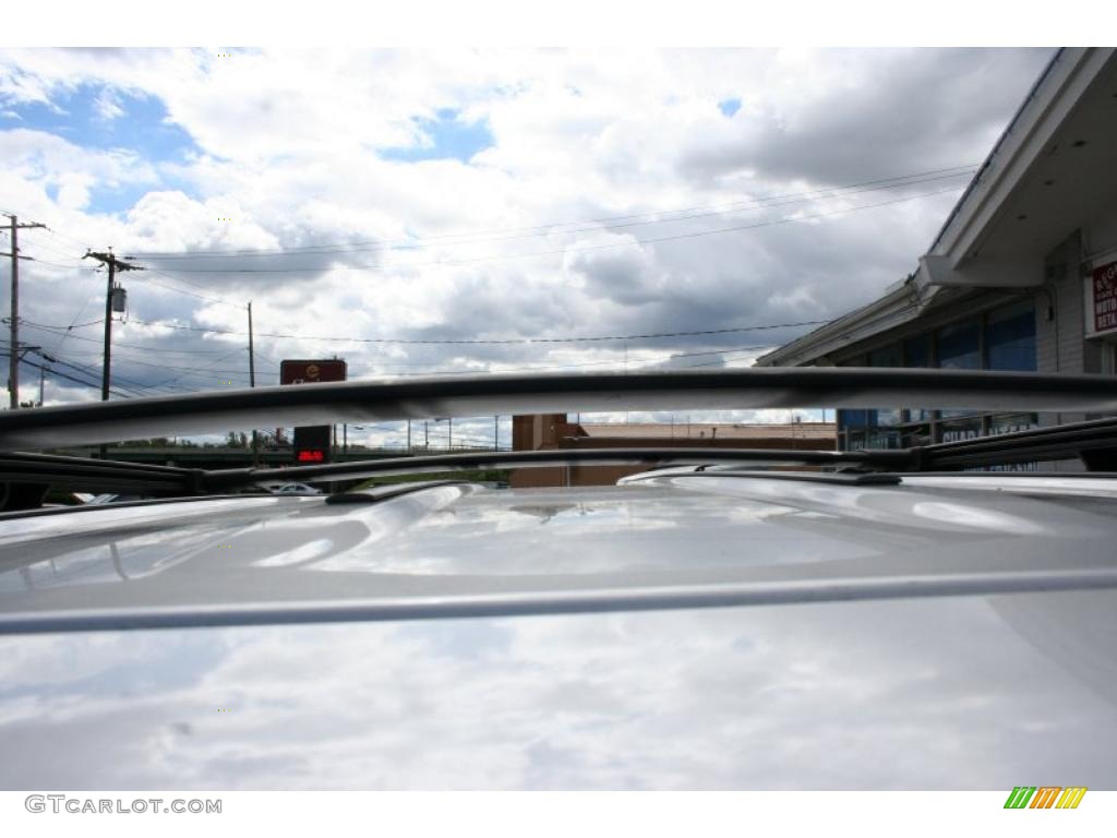 2001 Tribute LX V6 4WD - Platinum Metallic / Gray photo #31