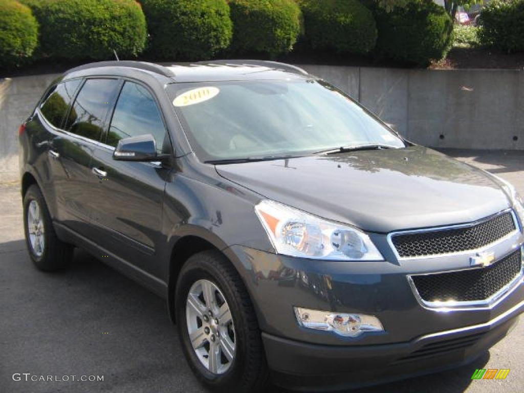 Cyber Gray Metallic Chevrolet Traverse