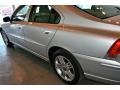 Silver Metallic - S60 2.5T Photo No. 12