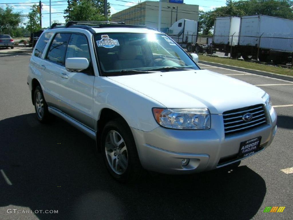 2006 Forester 2.5 X L.L.Bean Edition - Aspen White / Desert Beige photo #3