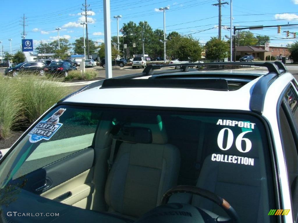 2006 Forester 2.5 X L.L.Bean Edition - Aspen White / Desert Beige photo #15