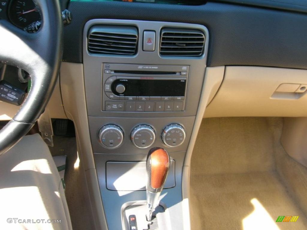2006 Forester 2.5 X L.L.Bean Edition - Aspen White / Desert Beige photo #19