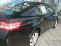 Black - Camry LE Photo No. 5