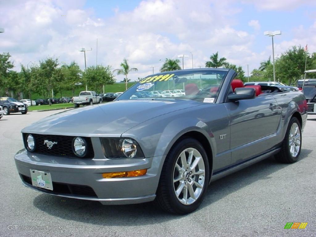 2006 Mustang GT Premium Convertible - Tungsten Grey Metallic / Red/Dark Charcoal photo #14
