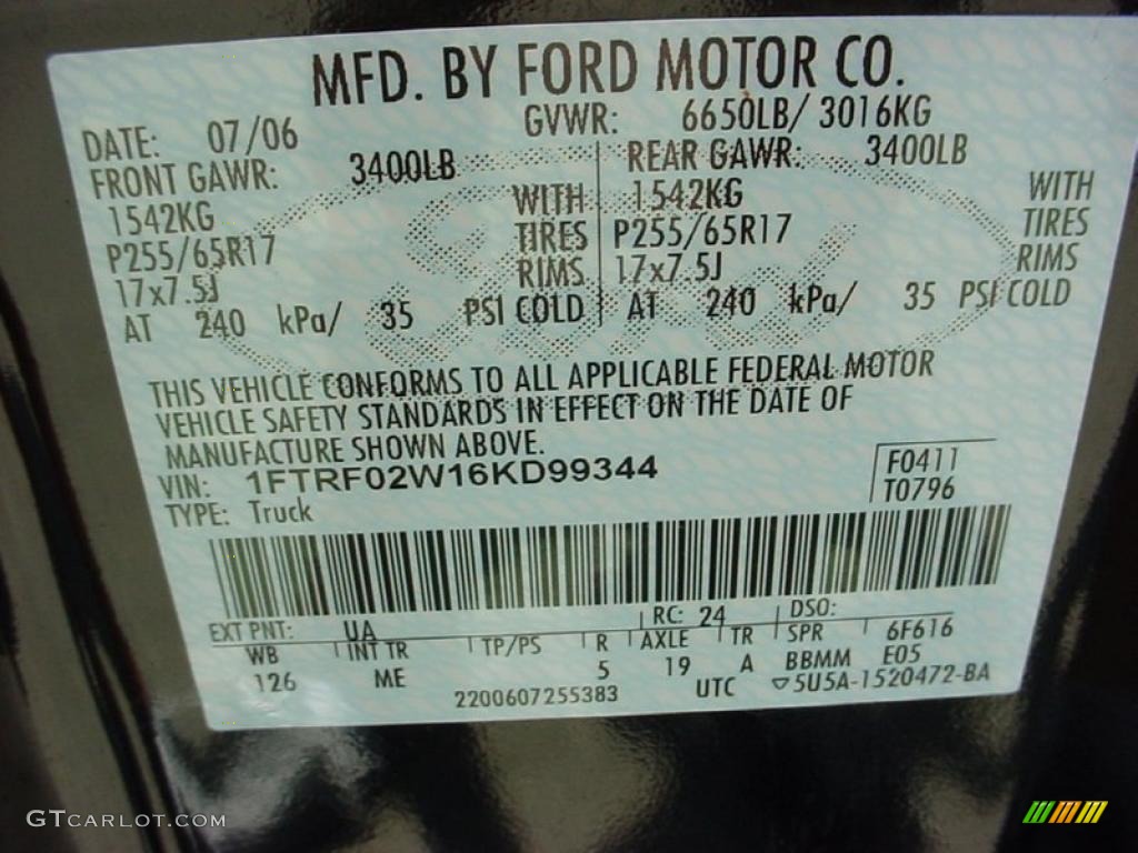 2006 F150 XLT Regular Cab - Black / Medium/Dark Flint photo #29