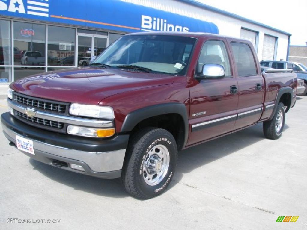 2001 Silverado 1500 LS Crew Cab 4x4 - Dark Carmine Red Metallic / Tan photo #2