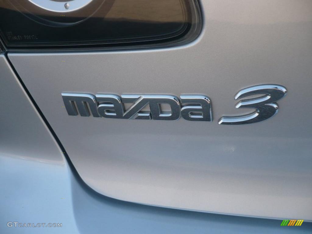 2009 MAZDA3 i Touring Sedan - Sunlight Silver Metallic / Black photo #12