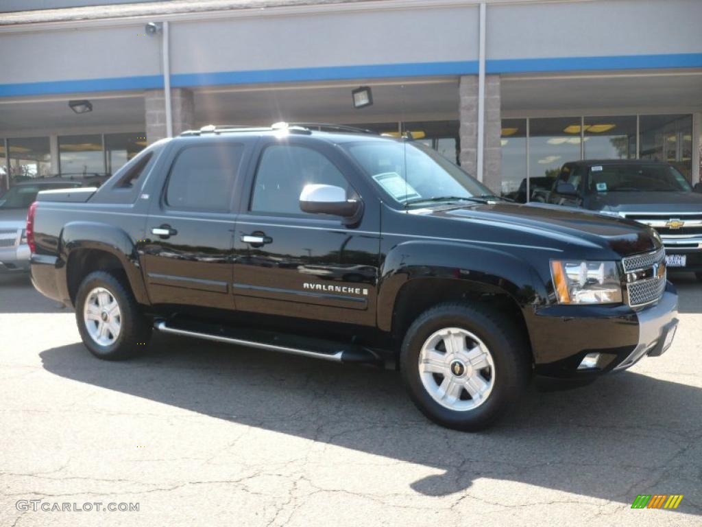 Black Chevrolet Avalanche