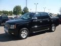 2007 Black Chevrolet Avalanche Z71 4WD  photo #2