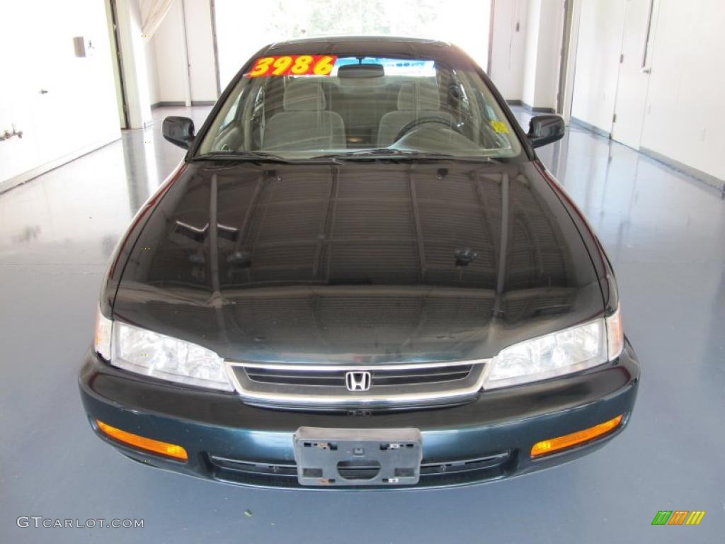 1996 Accord EX Sedan - Dark Eucalyptus Green Pearl Metallic / Beige photo #6