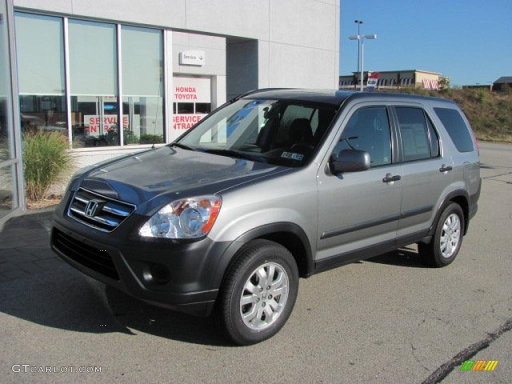 2005 CR-V EX 4WD - Pewter Pearl / Black photo #2