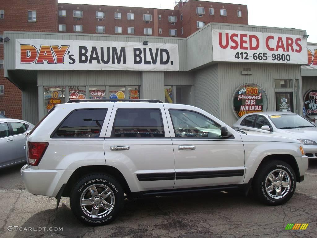 2006 Grand Cherokee Laredo 4x4 - Bright Silver Metallic / Medium Slate Gray photo #1