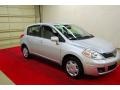 Brillant Silver - Versa 1.8 S Hatchback Photo No. 1