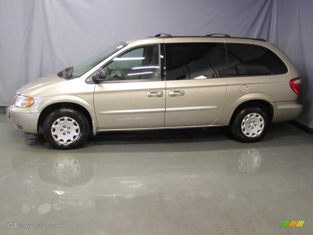 2003 Town & Country LX - Light Almond Pearl / Taupe photo #2
