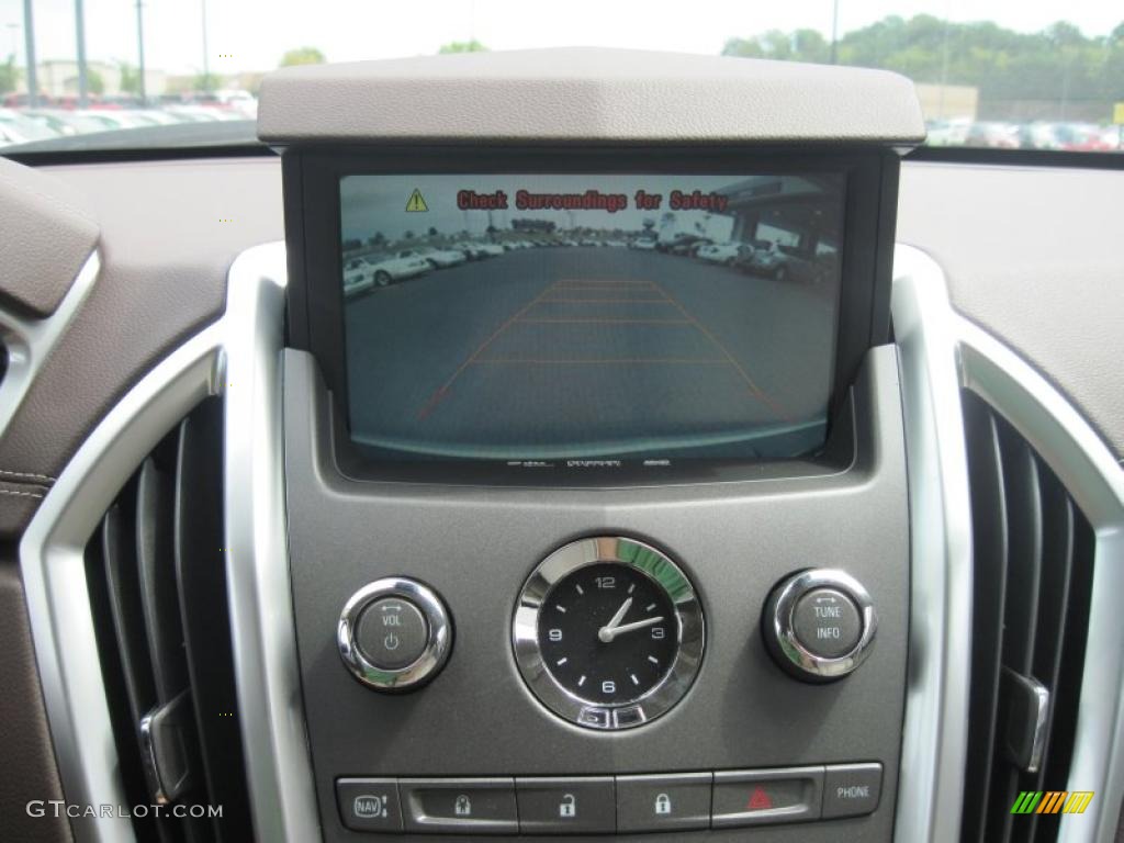 2011 SRX 4 V6 AWD - Gold Mist Metallic / Shale/Brownstone photo #21