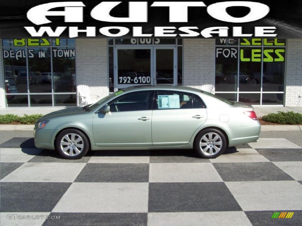 2005 Avalon XLS - Silver Pine Mica / Ivory photo #1