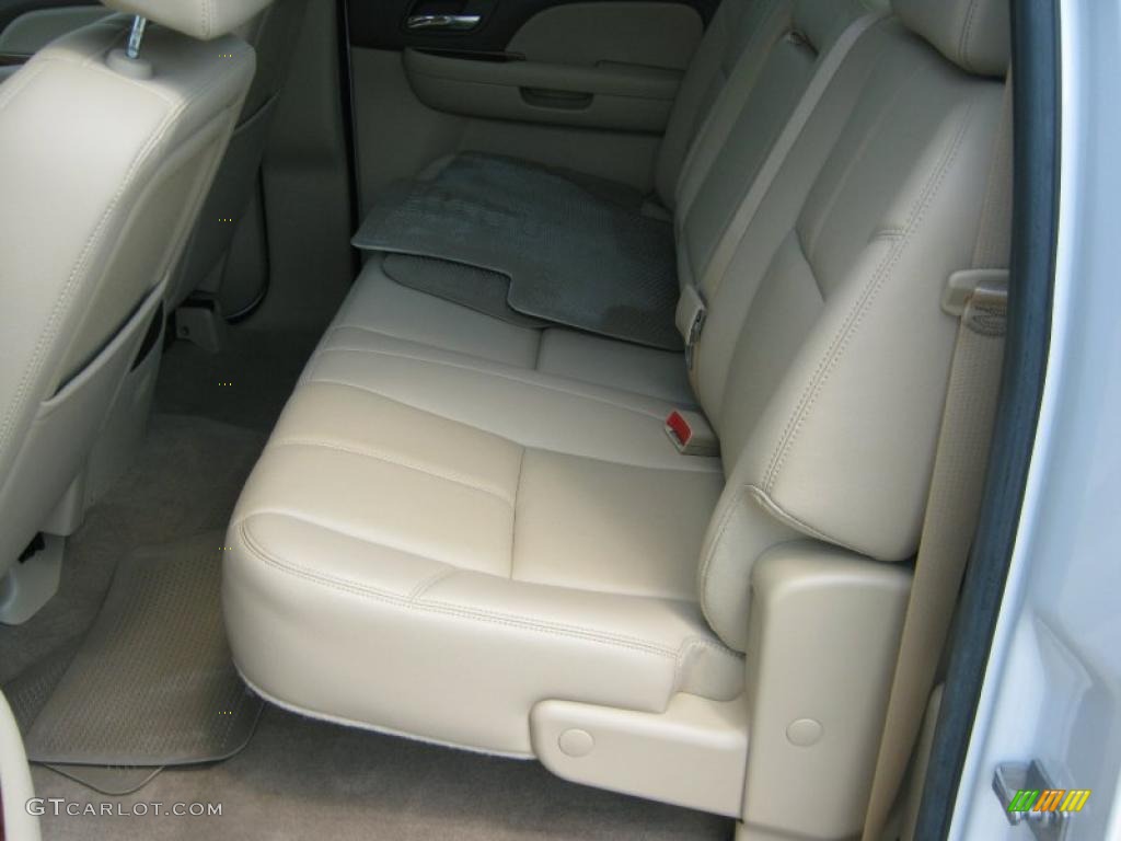 2009 Silverado 1500 LTZ Crew Cab - Summit White / Light Cashmere photo #16