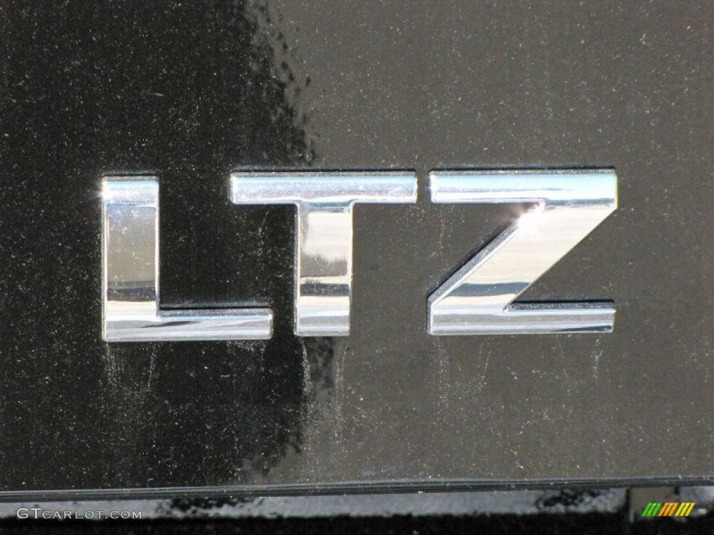 2011 Silverado 1500 LTZ Extended Cab 4x4 - Black / Light Titanium/Dark Titanium photo #29