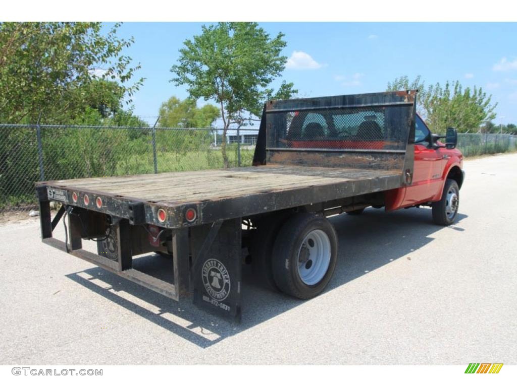 2003 F450 Super Duty XL Regular Cab Chassis Stake Truck - Bright Red / Medium Flint photo #3